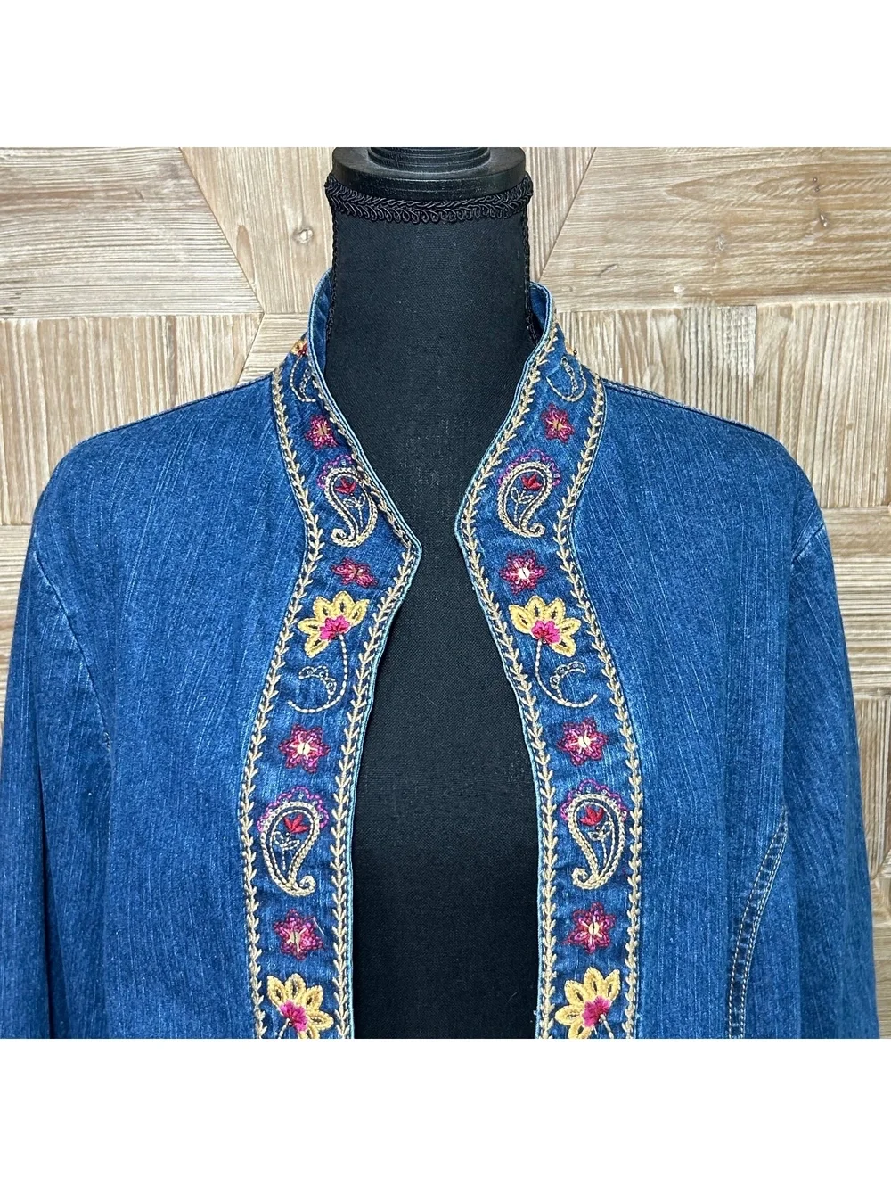 Alfred Dunner Boho Chic Blue Denim Floral Embroidered Open Front Jacket Size 14P